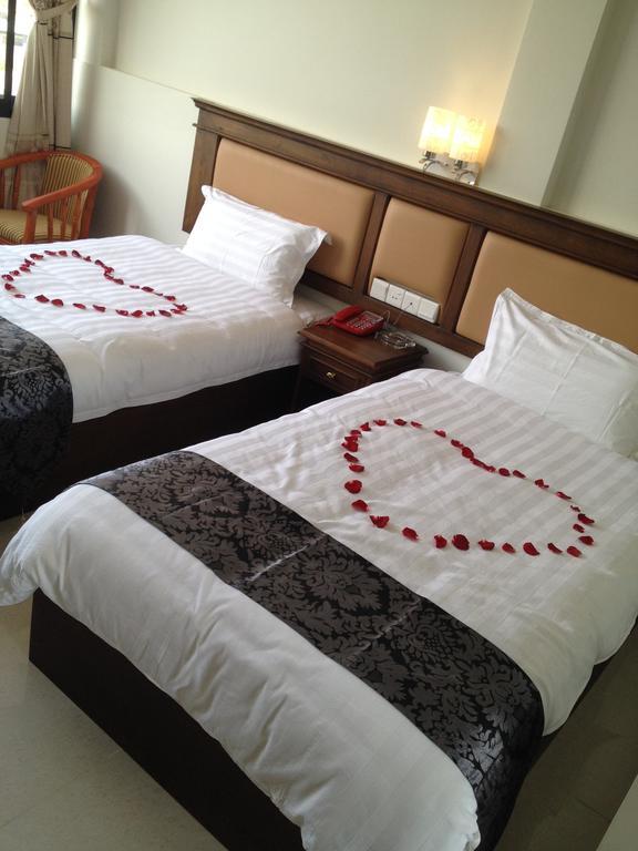 Hotel Myitkyinā Quarto foto